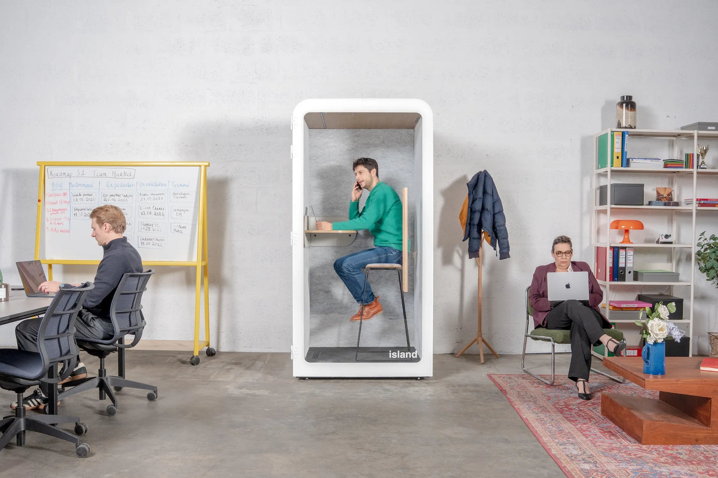 L'Îlot Solo par Workwithisland : La cabine téléphonique de bureau