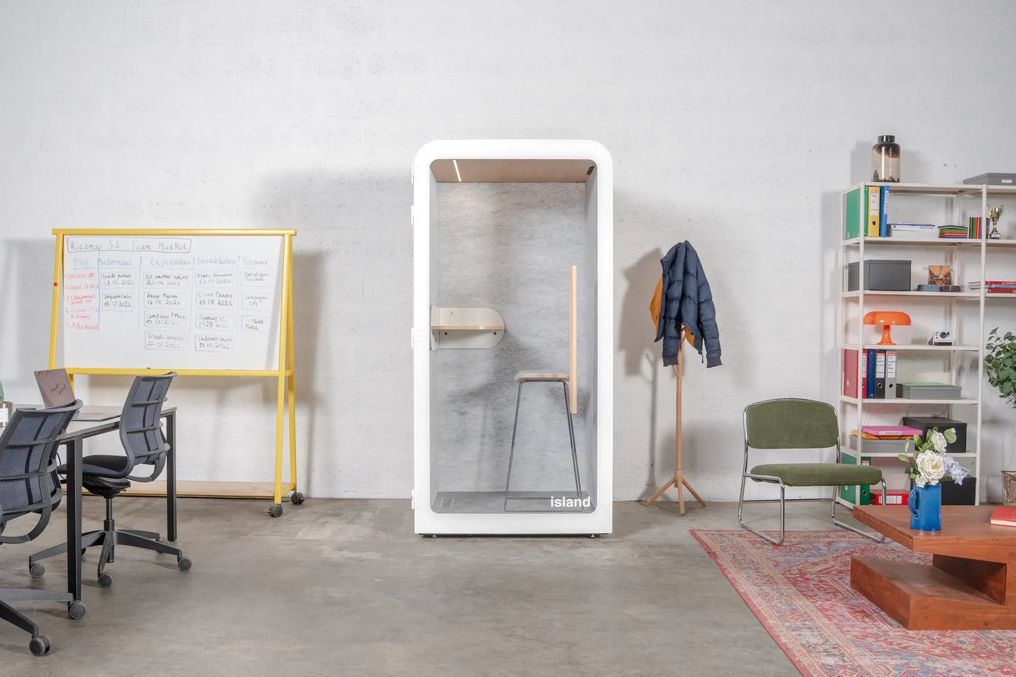 L'Îlot Solo par Workwithisland : La cabine téléphonique de bureau