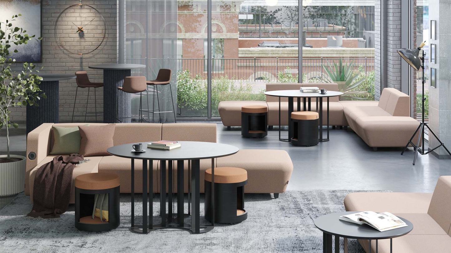 Table Basse et Poufs ZOOZOO par Narbutas : La réunion informelle réinventée