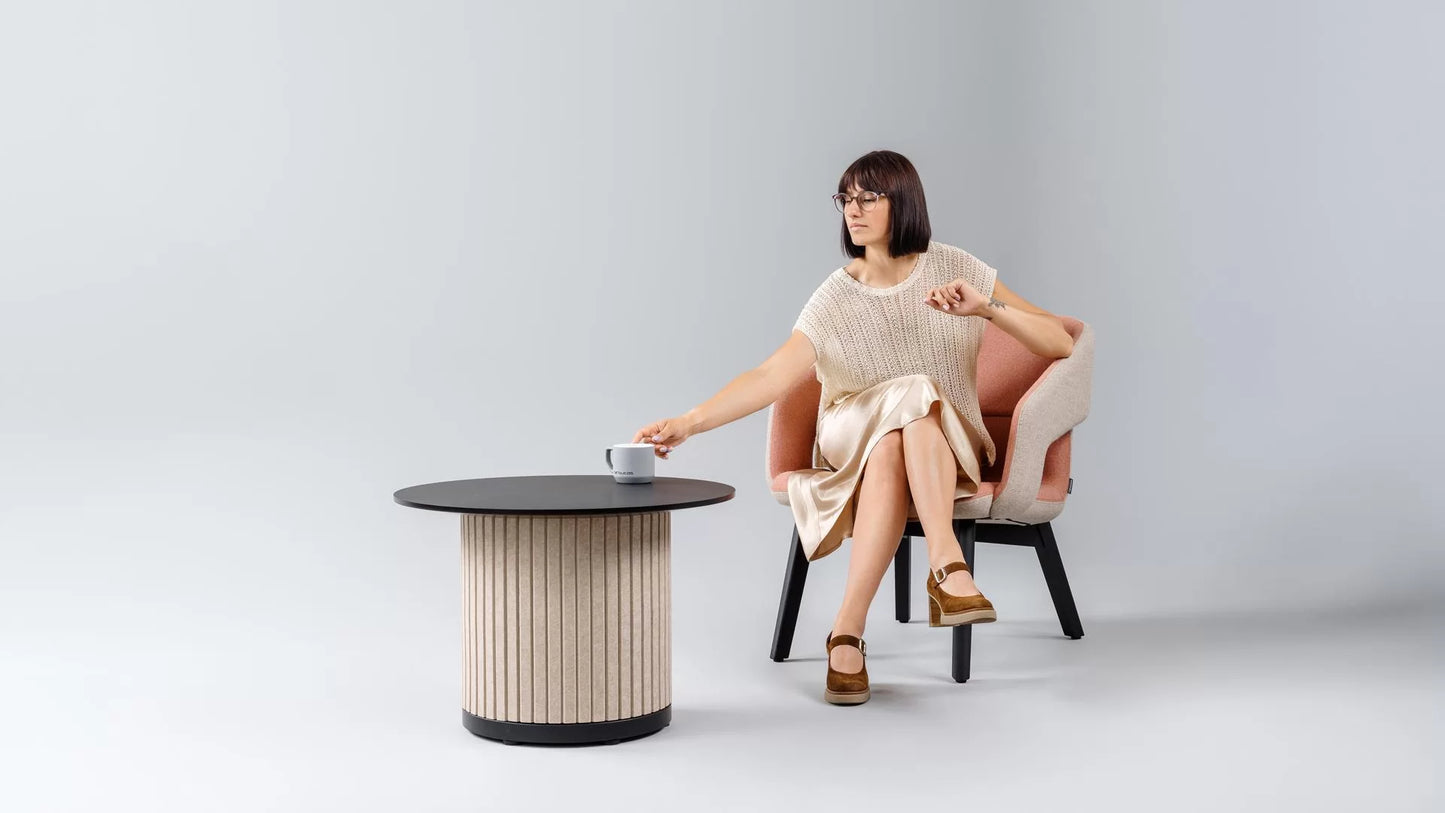 Table Basse PARTHOS par Narbutas : L'architecture sculpturale au cœur de votre espace Lounge